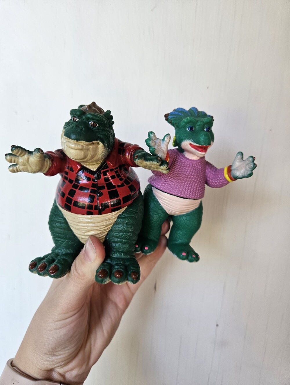 1991 Disney "Dinosaurs" Earl And Charlene Action Figures